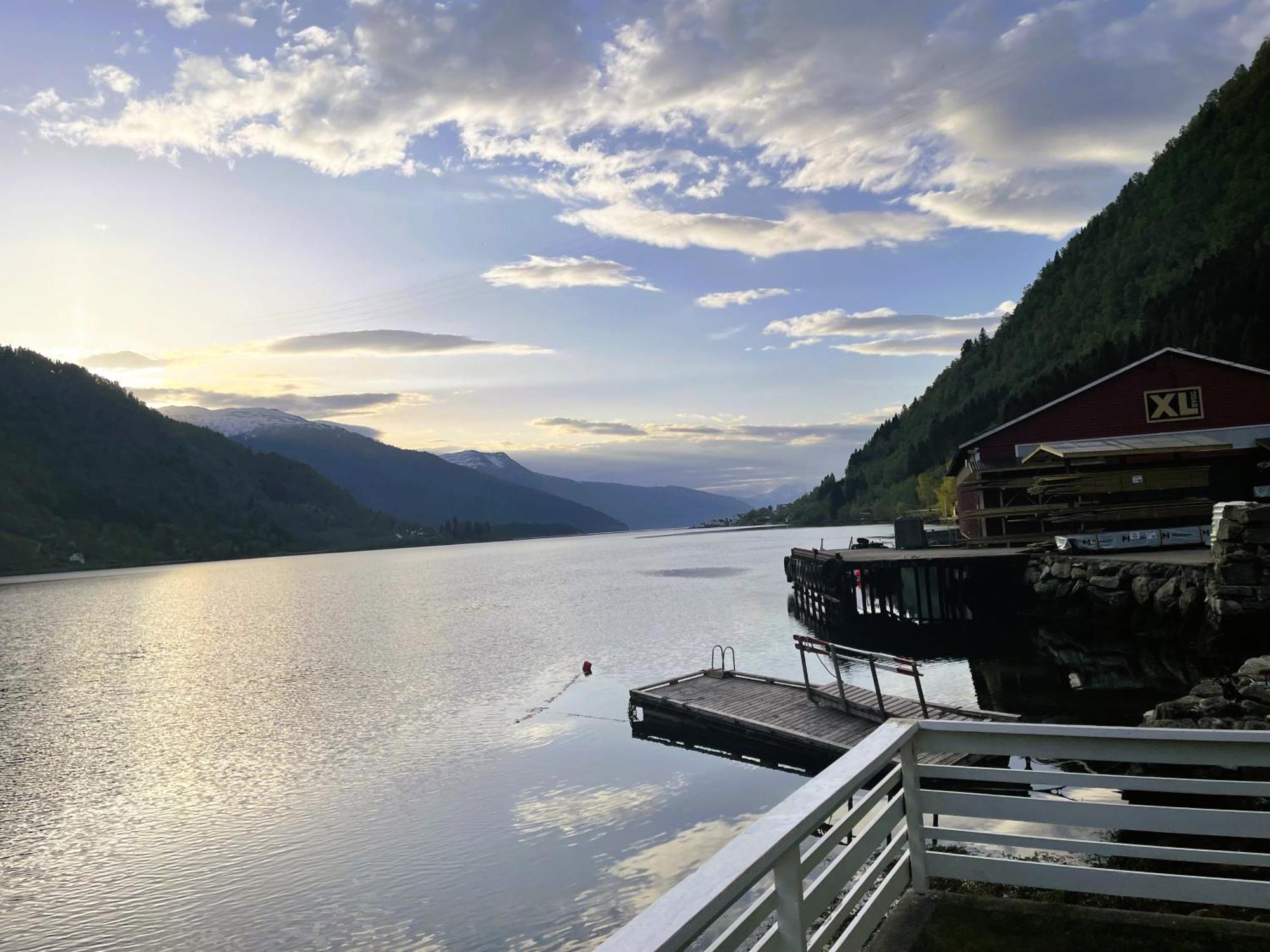 Der Fjordtraum In Balestrand Direkt Am Wasser Eksteriør bilde
